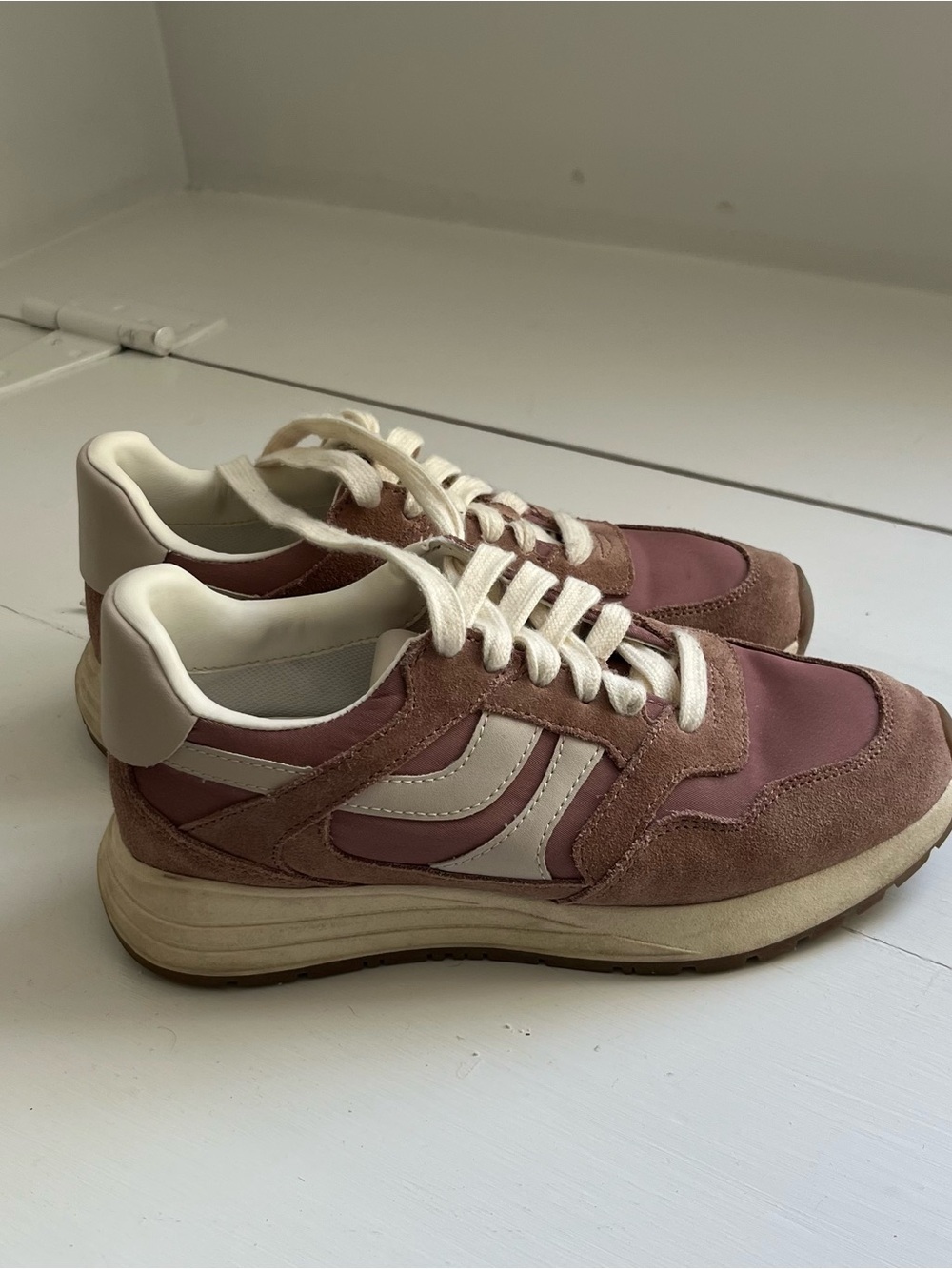 Steve Madden Pink and Cream Women's Sneakers